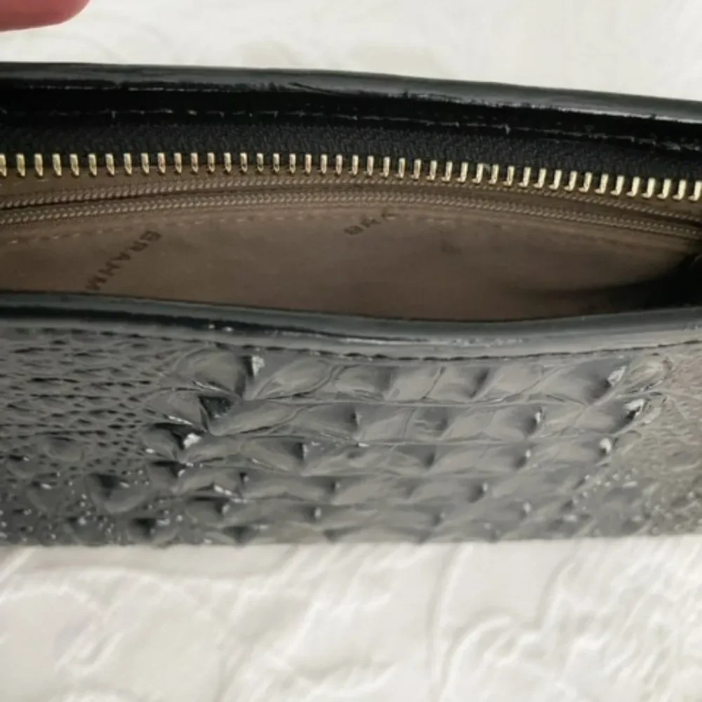 NWOT Brahmin Black Crocodile Shiny Leather Shoulder Bag - Picture 5 of 12